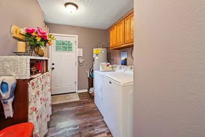 306 Wilson Street, Lake Dallas, TX 75065 - Photo 17