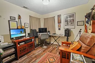 306 Wilson St, Lake Dallas, TX 75065 - Photo 15