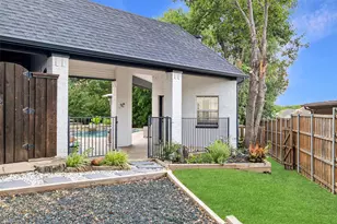 2410 Bastille Ct, McKinney, TX 75070 - Photo 29