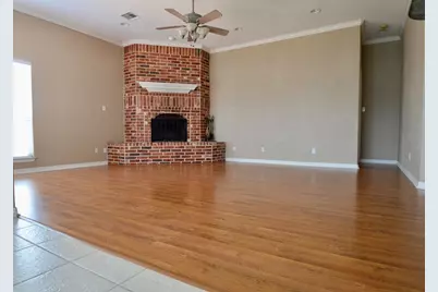 924 Lands End Cove, Hewitt, TX 76643 - Photo 3