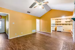 813 Royal Meadows St, Denton, TX 76209 - Photo 5