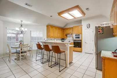 2024 Spinnaker Lane, Azle, TX 76020 - Photo 11