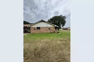 636 E Kempner Street, Mabank, TX 75147 - Photo 7