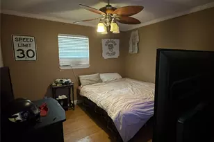 636 E Kempner St, Mabank, TX 75147 - Photo 17