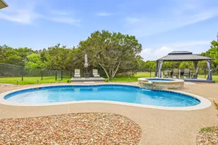 6901 Running Deer Ct, Granbury, TX 76049 - Photo 25
