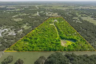 6901 Running Deer Ct, Granbury, TX 76049 - Photo 39