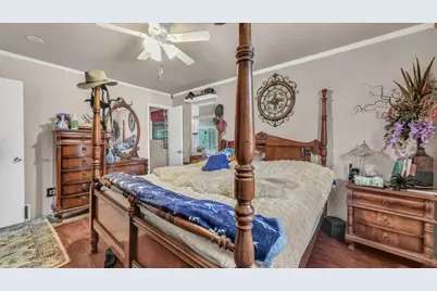 412 Douglas Street, Burleson, TX 76028 - Photo 19
