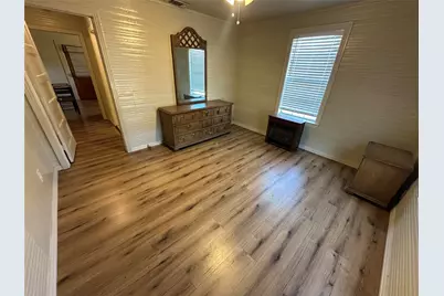 900 W Avenue F, Midlothian, TX 76065 - Photo 5