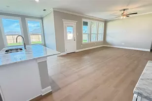 7625 Wildflower Wy, Abilene, TX 79602 - Photo 5