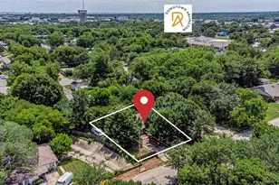 605 N Pecan St, Arlington, TX 76011 - Photo 3
