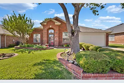 1065 Springhill Drive, Saginaw, TX 76179 - Photo 1