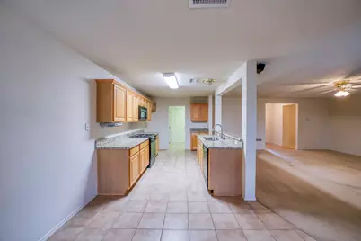 320 Shane Lane, Burleson, TX 76028 - Photo 5