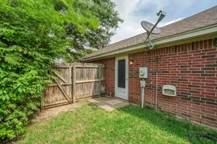 320 Shane Ln, Burleson, TX 76028 - Photo 23