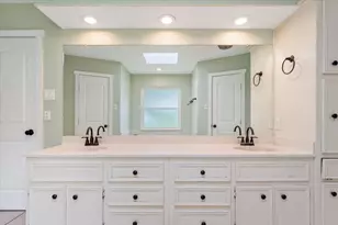 10025 Forest View Dr, Woodway, TX 76712 - Photo 25