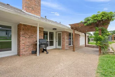 10025 Forest View Drive, Woodway, TX 76712 - Photo 33