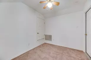 115 Idle Creek Ct, DeSoto, TX 75115 - Photo 11