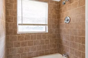 833 S 17th St, Abilene, TX 79602 - Photo 13