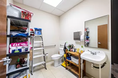 9986 Grapevine Highway, Hurst, TX 76054 - Photo 23
