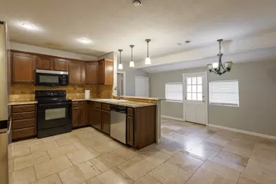 2033 Highland Avenue, Abilene, TX 79605 - Photo 9