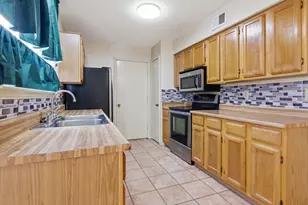 4645 Waterway Dr N, Fort Worth, TX 76137 - Photo 17