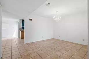 4645 Waterway Dr N, Fort Worth, TX 76137 - Photo 7