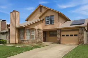 4645 Waterway Dr N, Fort Worth, TX 76137 - Photo 3