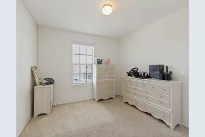 409 Falling Star Drive, Fort Worth, TX 76052 - Photo 9