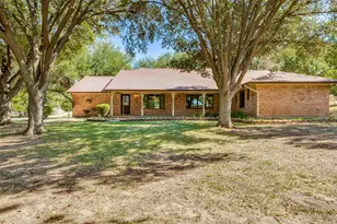 5547 Woodland Hills Dr, Denton, TX 76208 - Photo 5
