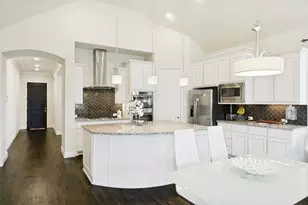 7906 Gulfstream Ln, Irving, TX 75063 - Photo 13
