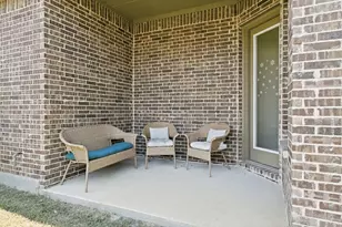 7906 Gulfstream Ln, Irving, TX 75063 - Photo 31