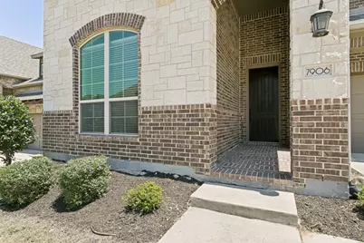 7906 Gulfstream Lane, Irving, TX 75063 - Photo 5