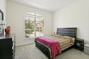 7906 Gulfstream Ln, Irving, TX 75063 - Photo 23