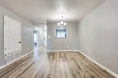 914-916 S Interurban Street, Anna, TX 75409 - Photo 5