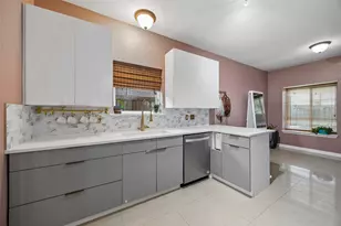 1407 Ranchview Ct, Carrollton, TX 75007 - Photo 11