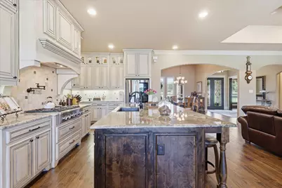 800 Stonewood Boulevard, Bartonville, TX 76226 - Photo 13