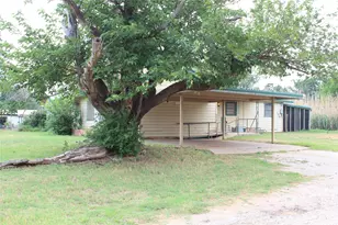 1001 S E 4th St, Knox City, TX 79529 - Photo 5