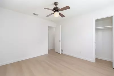 1021 Pleasant Valley Road, Garland, TX 75040 - Photo 15