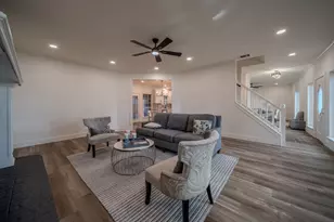 728 Violet Ct, Mesquite, TX 75150 - Photo 3