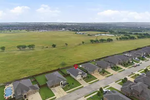 512 Dunster Ln, Saginaw, TX 76131 - Photo 29