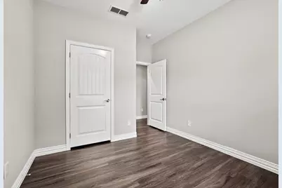 514 W Hull Street, Denison, TX 75020 - Photo 25