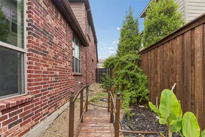 8212 Oakwood, Plano, TX 75024 - Photo 31