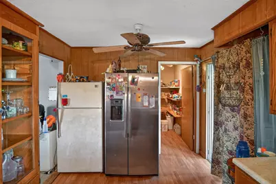 615 W North Street, Blossom, TX 75416 - Photo 7