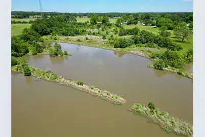 615 W North Street, Blossom, TX 75416 - Photo 37