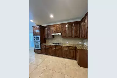 10525 Flat Creek Trail, McKinney, TX 75072 - Photo 11