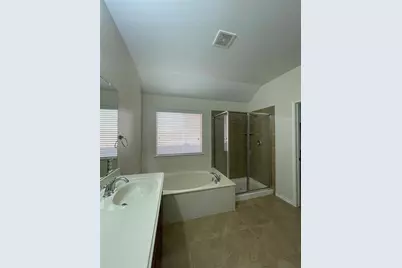 10525 Flat Creek Trail, McKinney, TX 75072 - Photo 21