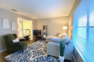 1107 N Locust St, Denton, TX 76201 - Photo 3