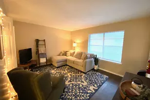 1107 N Locust St, Denton, TX 76201 - Photo 5