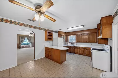399 S Oak, Van, TX 75790 - Photo 15