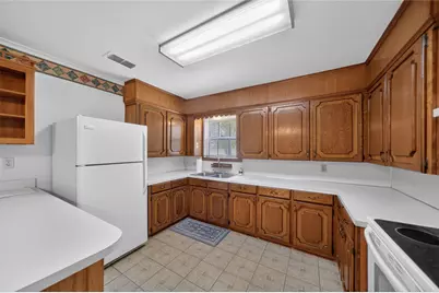 399 S Oak, Van, TX 75790 - Photo 13