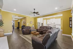135 Crockett Dr, Waxahachie, TX 75165 - Photo 7